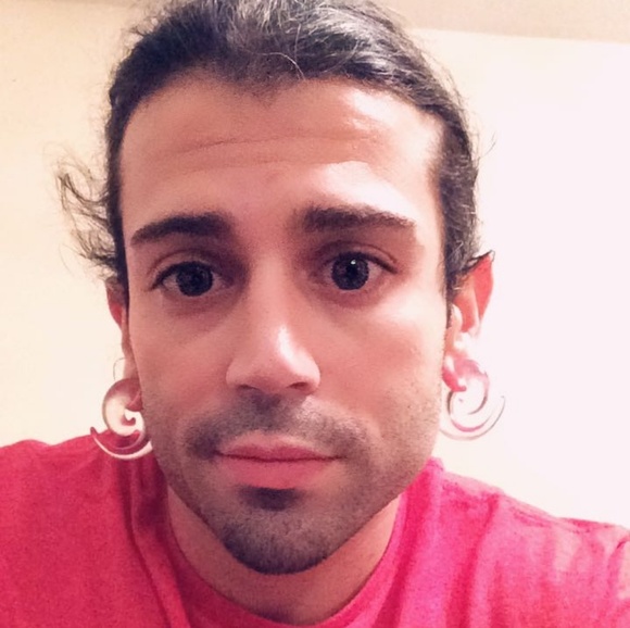 Meet your Posher, Keith - Picture 1 of 2